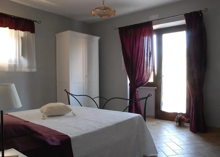 Za Mariette Crecchio